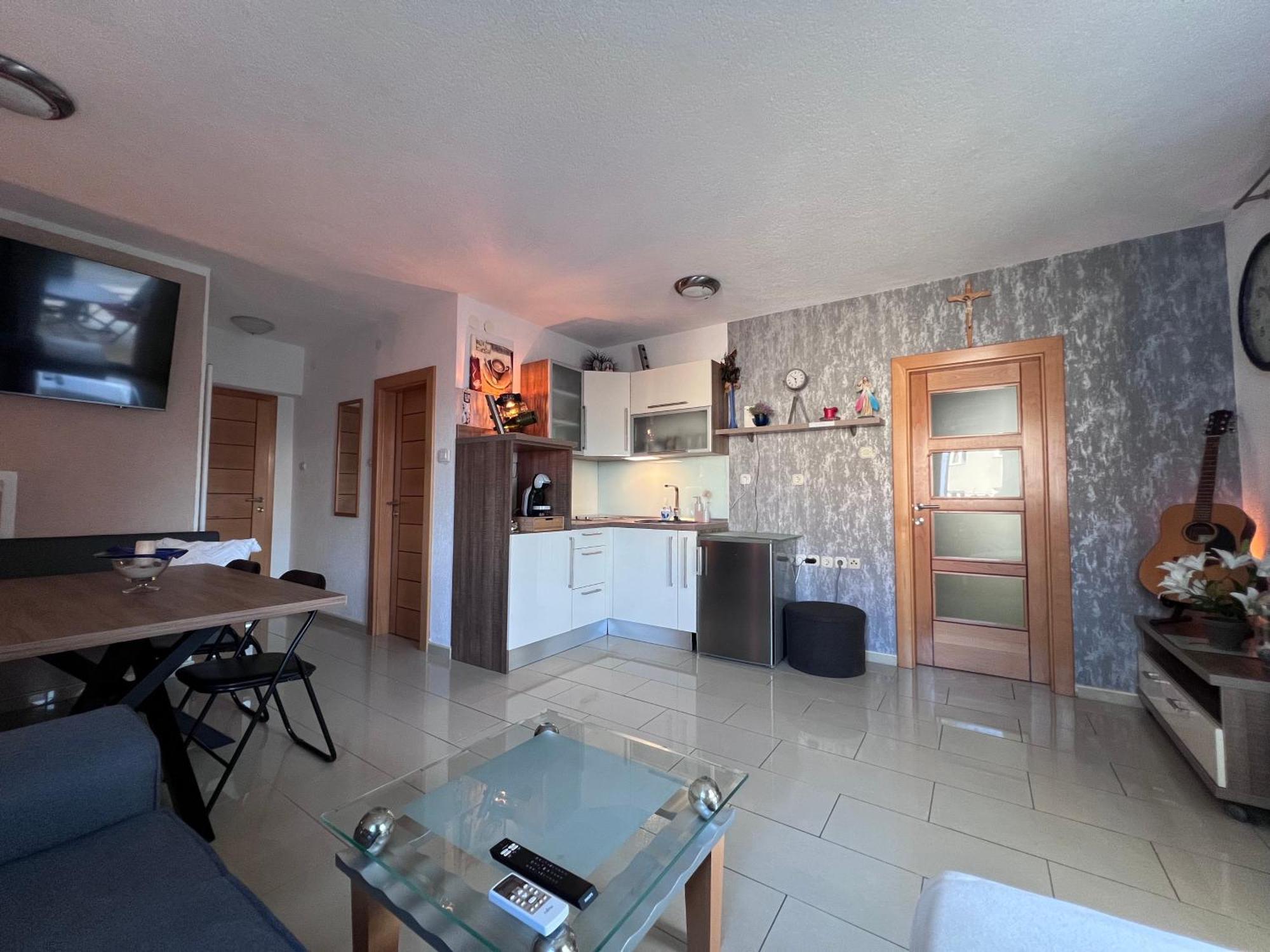 Apartment Mira - Sea View 特罗吉尔 外观 照片